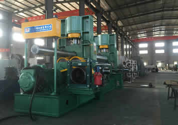 W11S-40x2500型上輥萬能式數(shù)控卷板機(jī)